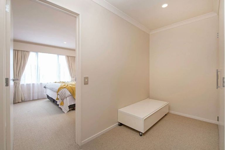 Photo of property in 77 Moore Street, Howick, Auckland, 2014