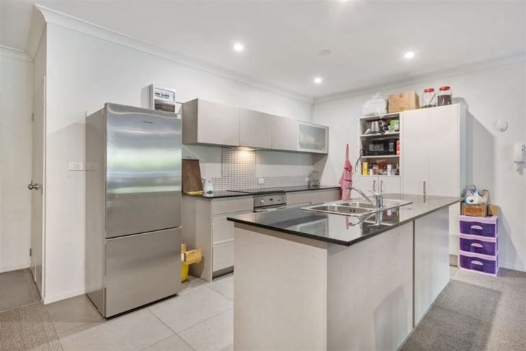 Photo of property in 7/128 Stancombe Road, Flat Bush, Auckland, 2016