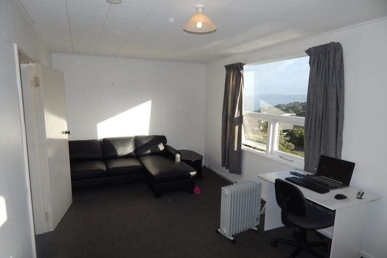 Photo of property in 107 Dowse Drive, Maungaraki, Lower Hutt, 5010