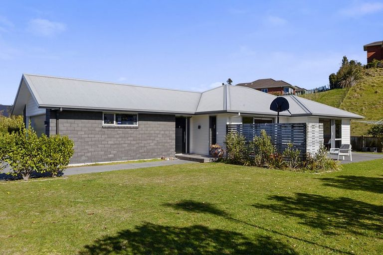 Photo of property in 38 Cyrus Street, Whalers Gate, New Plymouth, 4310