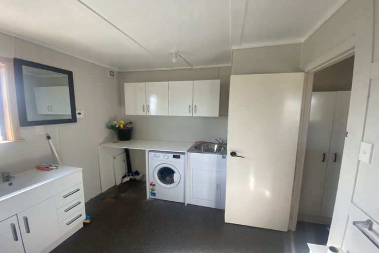 Photo of property in 11 Rangiora Street, Mangakino, 3421