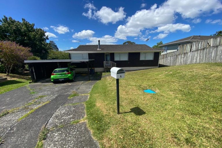 Photo of property in 4 Kilcar Place, Massey, Auckland, 0614