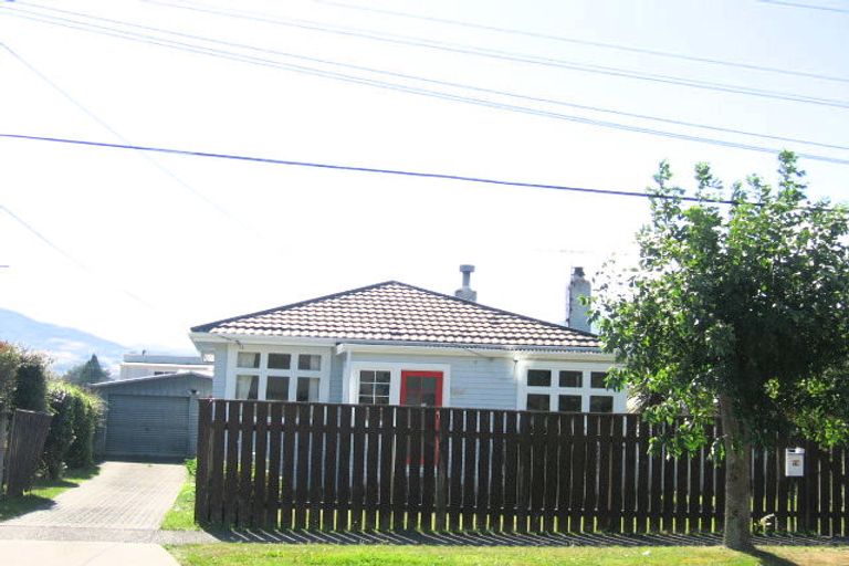 Photo of property in 78 Seddon Street, Wallaceville, Upper Hutt, 5018