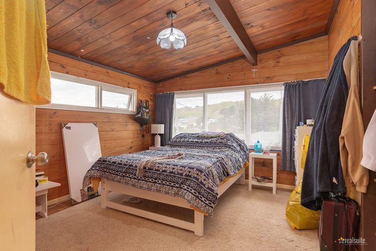 Photo of property in 91 Driver Crescent, Cannons Creek, Porirua, 5024