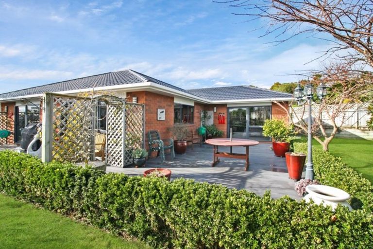 Photo of property in 6 Manuka Place, Whalers Gate, New Plymouth, 4310