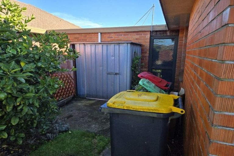Photo of property in 1/17 Vagues Road, Northcote, Christchurch, 8052