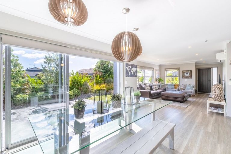 Photo of property in 1/90b Endeavour Drive, Whitby, Porirua, 5024