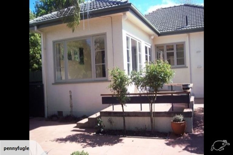 Photo of property in 27 Union Street, Hokowhitu, Palmerston North, 4410