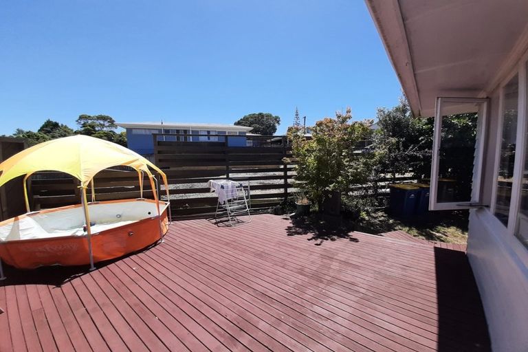 Photo of property in 1/46 Lyttelton Avenue, Forrest Hill, Auckland, 0620