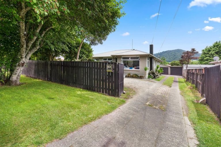 Photo of property in 15 Kenrick Road, Pukehangi, Rotorua, 3015