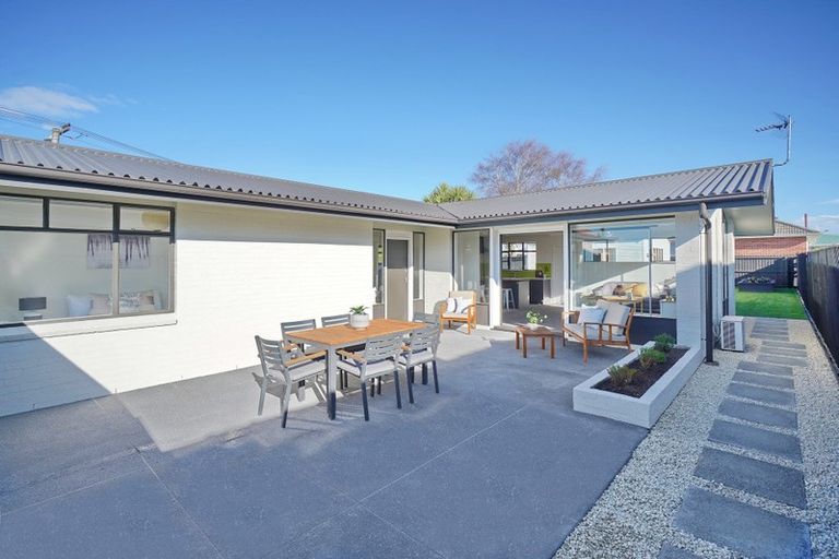 Photo of property in 21 Croziers Road, St Albans, Christchurch, 8052