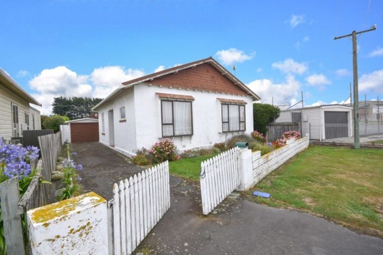 Photo of property in 24 Botha Street, Saint Kilda, Dunedin, 9012