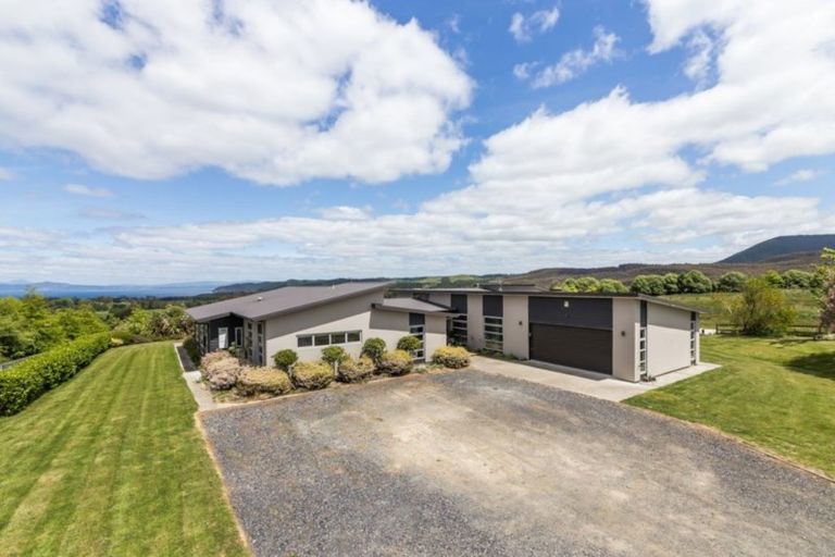 Photo of property in 134 Hitiri Road, Kinloch, Taupo, 3377
