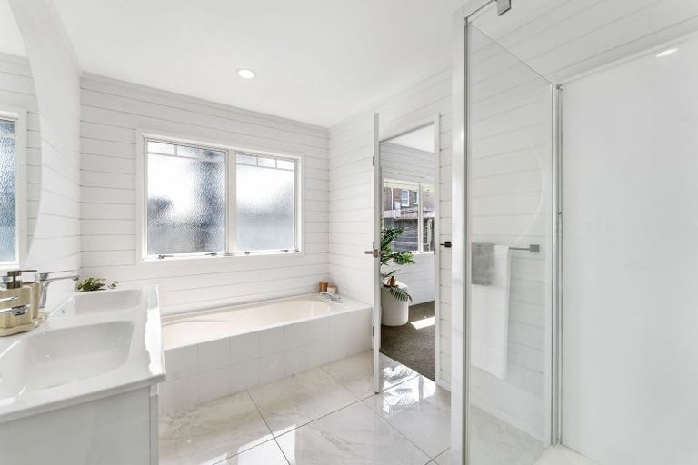 Photo of property in 5a Links Avenue, Mount Maunganui, 3116