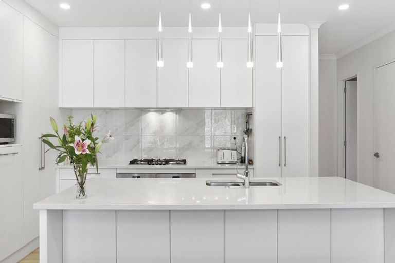 Photo of property in 8 Pheasant Close, Stanmore Bay, Whangaparaoa, 0932