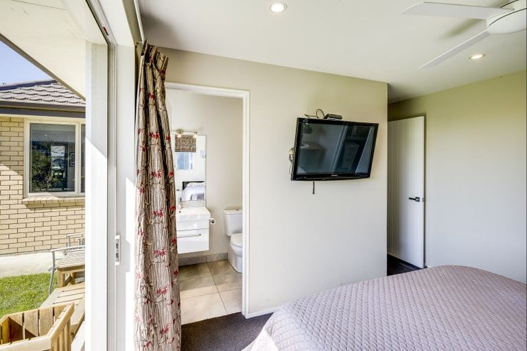 Photo of property in 24 Onyx Place, Awatoto, Napier, 4110