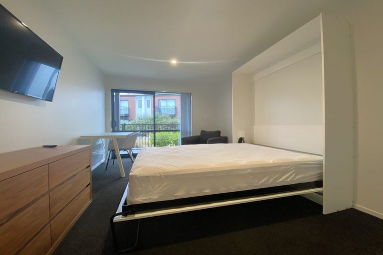 Photo of property in 18/180 Marine Parade, New Brighton, Christchurch, 8083