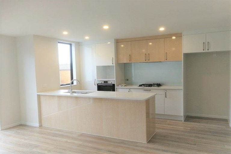 Photo of property in 44 Seafarer Crescent, Stanmore Bay, Whangaparaoa, 0932