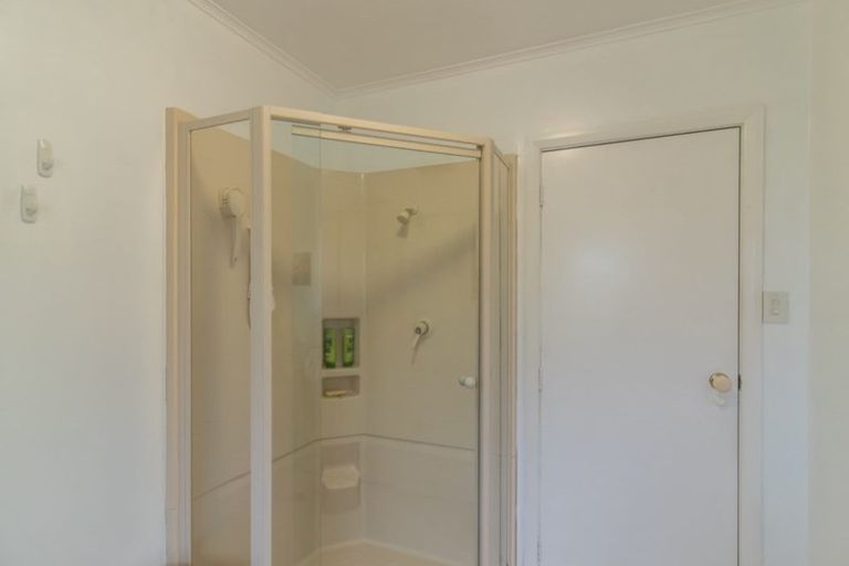 Photo of property in 7-7a Weka Road, Raumati Beach, Paraparaumu, 5032