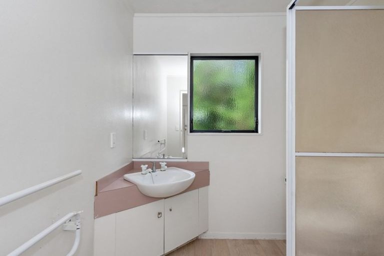 Photo of property in 28 Ranfurly Avenue, Fairfield, Hamilton, 3214