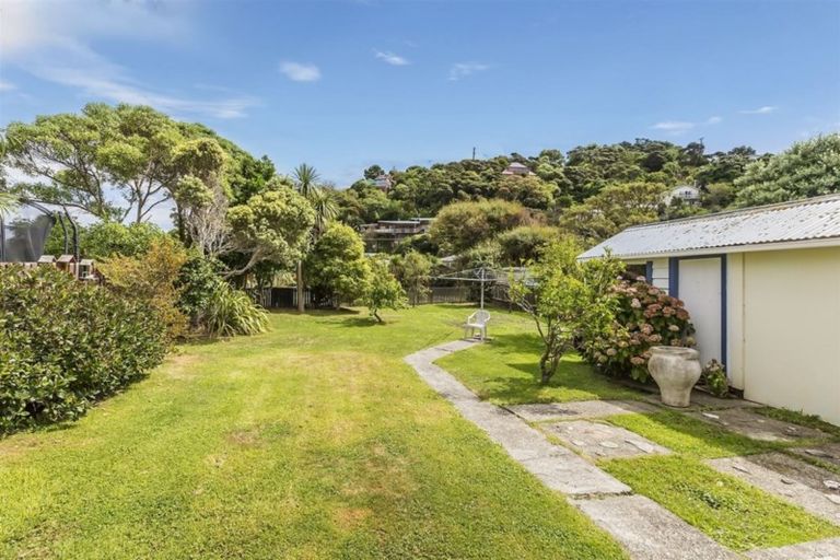 Photo of property in 39 Cluny Road, Plimmerton, Porirua, 5026