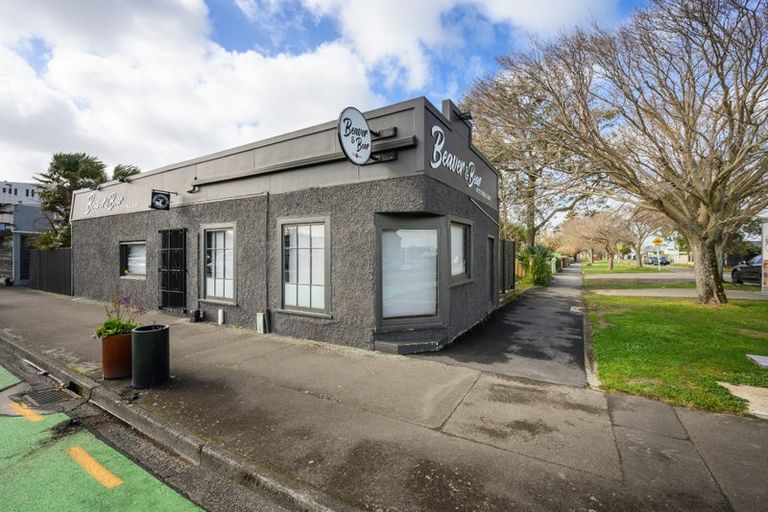 Photo of property in 3 Campbell Street, Palmerston North, 4410