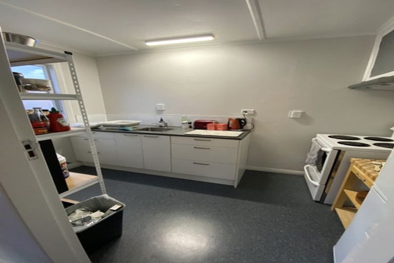 Photo of property in 124 Wairakei Road, Bryndwr, Christchurch, 8053