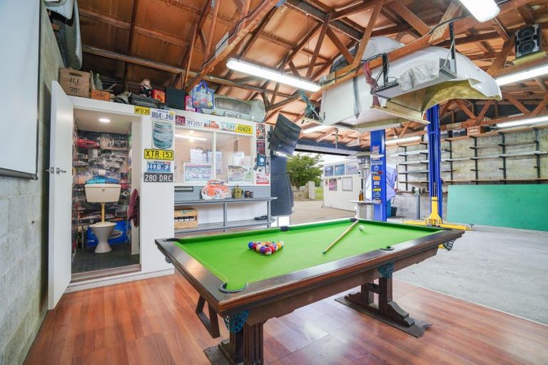 Photo of property in 21 Irvine Street, Wallacetown, 9816