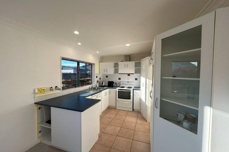 Photo of property in 65a Percy Road, Papamoa Beach, Papamoa, 3118