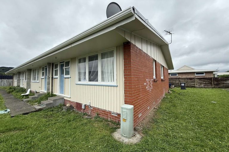 Photo of property in 6/36 Camp Street, Silverstream, Upper Hutt, 5019