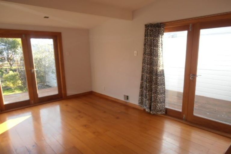 Photo of property in 16 Brook Street, The Brook, Nelson, 7010