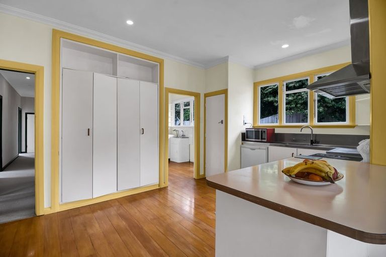 Photo of property in 215 Ngamotu Road, Spotswood, New Plymouth, 4310