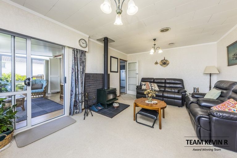 Photo of property in 34 Marvon Downs Avenue, Pakuranga Heights, Auckland, 2010