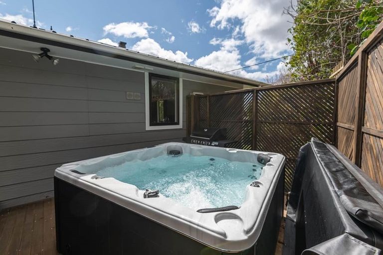 Photo of property in 18b Lynbert Road, Lynmore, Rotorua, 3010