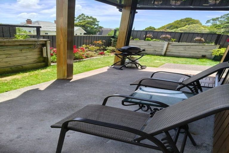 Photo of property in 1/20 Fulford Street, New Plymouth, 4310