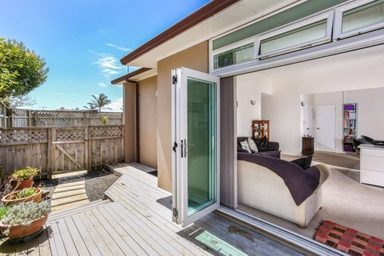 Photo of property in 7 Merlot Lane, Pukekohe, 2120