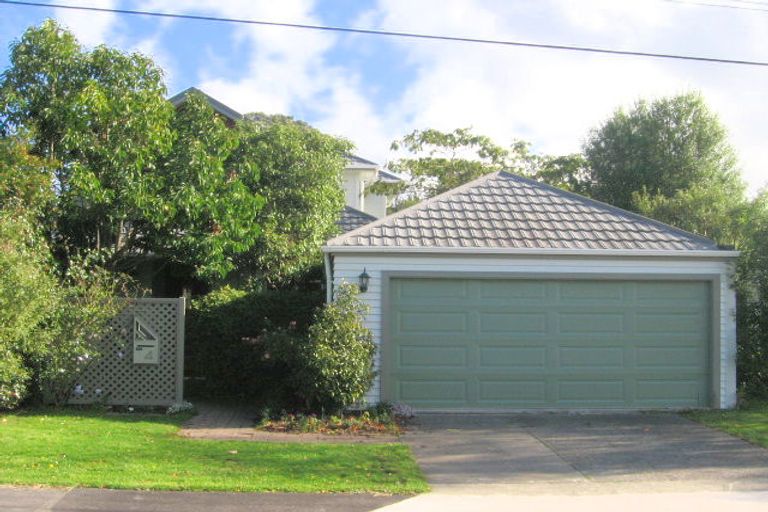 Photo of property in 4 Saint James Avenue, Boulcott, Lower Hutt, 5011