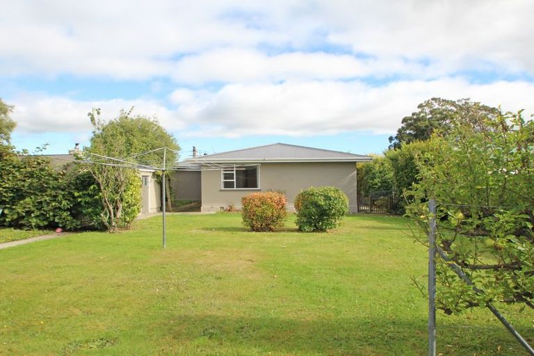 Photo of property in 14 Arthur Street, Holmes Hill, Oamaru, 9401