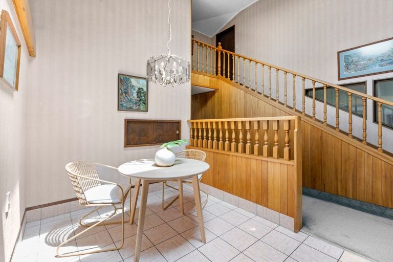 Photo of property in 21 Ritchie Place, Havelock North, 4130