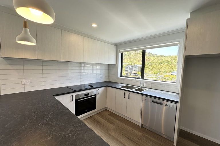 Photo of property in 30 Bee Lane, Whitby, Porirua, 5024