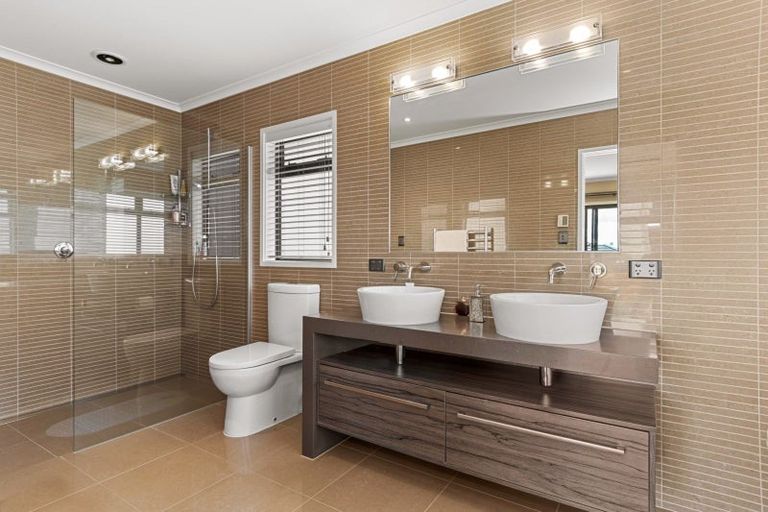 Photo of property in 28 Rexford Heights, Pyes Pa, Tauranga, 3112