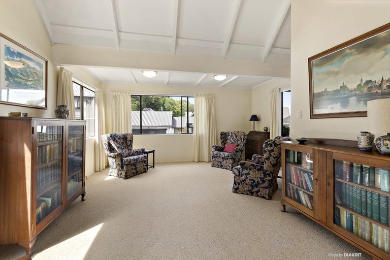 Photo of property in 41 Amapur Drive, Khandallah, Wellington, 6035