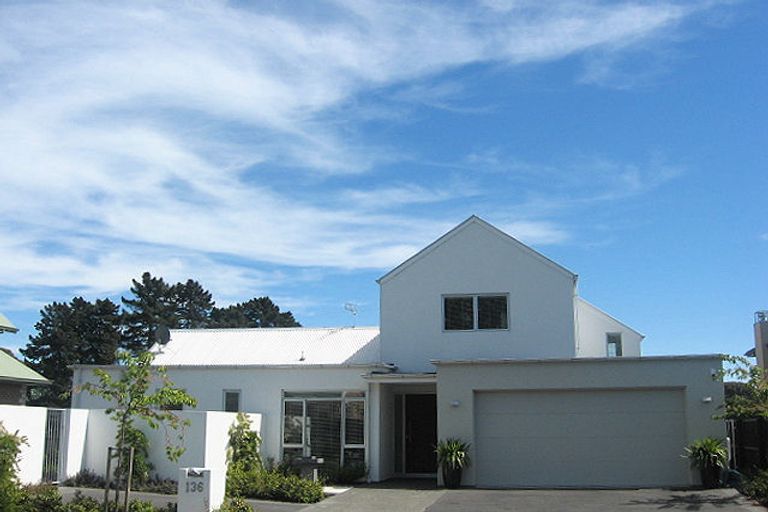 Photo of property in 136 Lake Terrace Road, Burwood, Christchurch, 8061