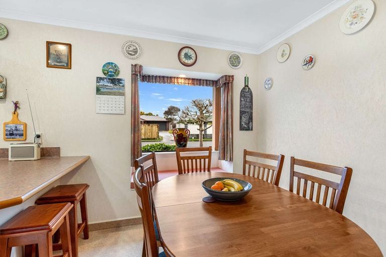 Photo of property in 3 Celtic Court, Roslyn, Palmerston North, 4414
