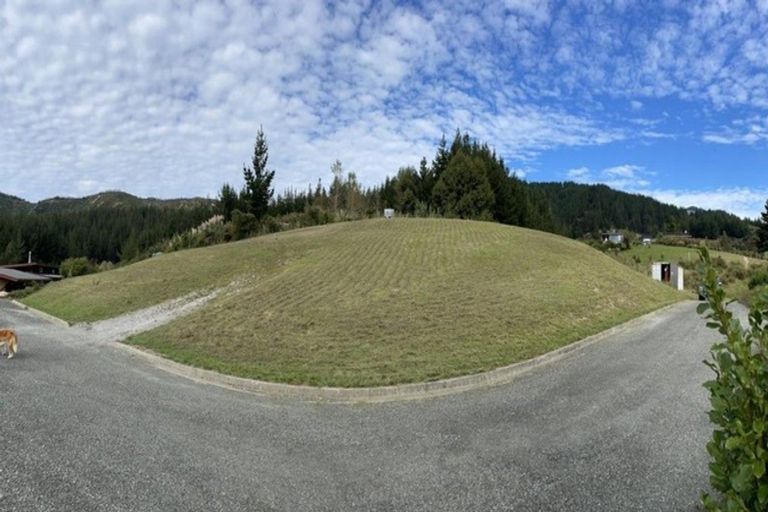 Photo of property in 59 Matenga Road, Ligar Bay, Takaka, 7183