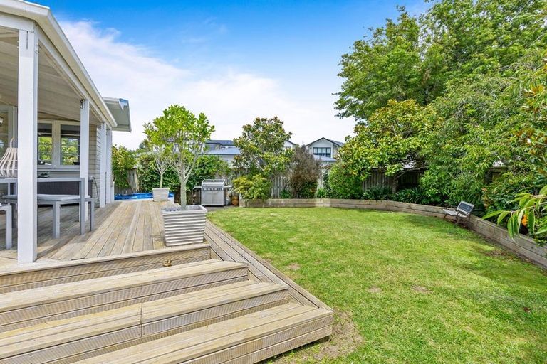 Photo of property in 63 Sylvia Road, Hillcrest, Auckland, 0627