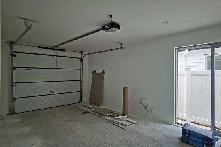 Photo of property in 25a Lillian Place, Orewa, 0931