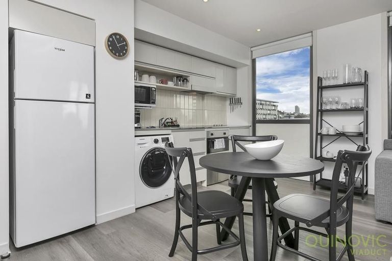Photo of property in Halsey Apartments At Lighter Quay, 401/75 Halsey Street, Auckland Central, Auckland, 1010