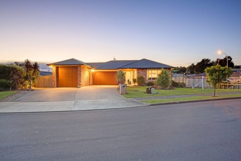 Photo of property in 1 Eastside Drive, Pukekohe, 2120