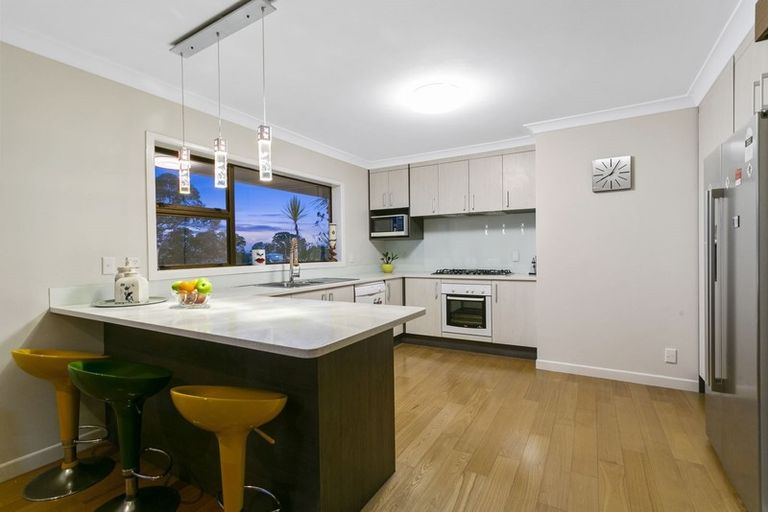 Photo of property in 1/24 Martin Crescent, Northcote, Auckland, 0627